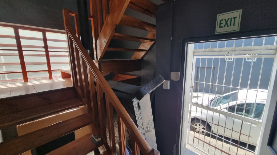 To Let Commercial Property for Rent in Woodstock Western Cape